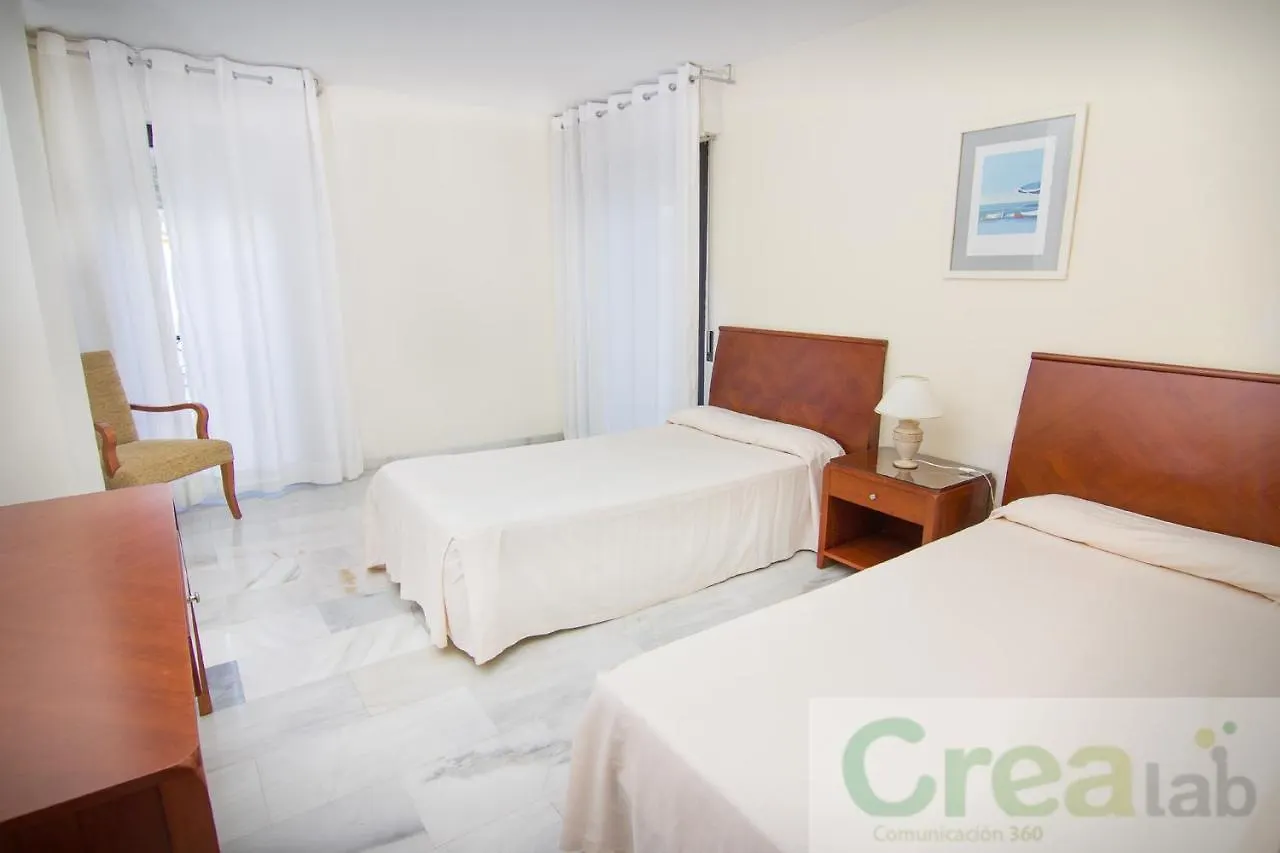 Aparthotel Park Plaza Suites Apartamentos Marbella